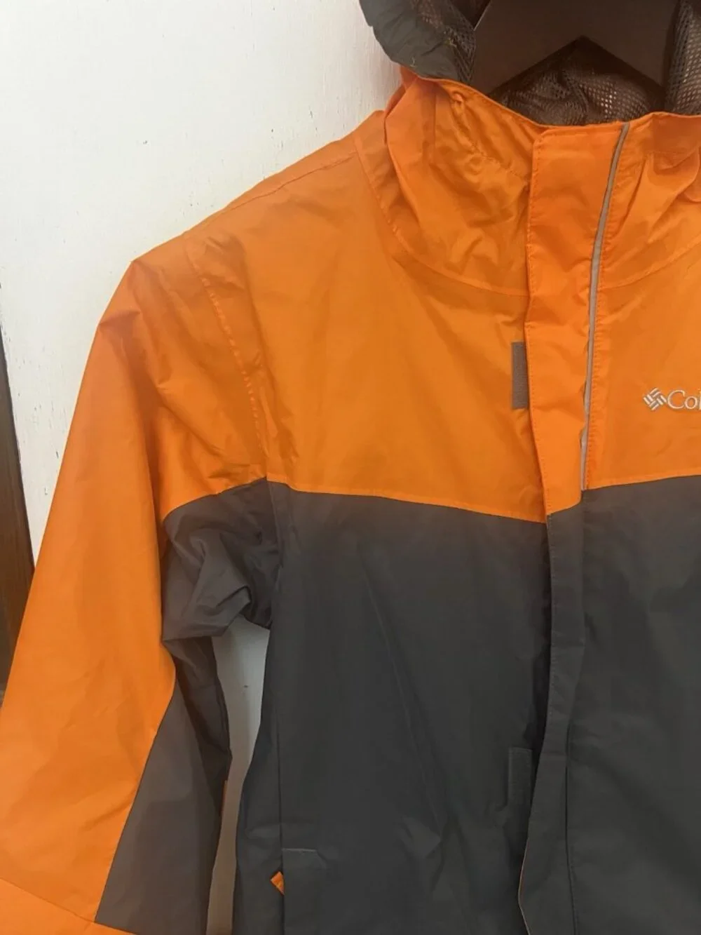 Columbia Omni-Tech Kids M Orange Hooded Waterproof Breathable Rain Jacket.    C
